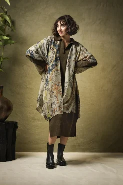 One Hundred Stars Dhurrie Throwover|Women Throwovers