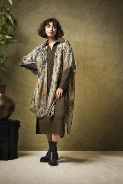 One Hundred Stars Dhurrie Throwover|Women Throwovers