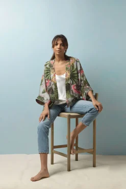 One Hundred Stars Eccentric Blooms Putty Kimono|Women Short Kimonos