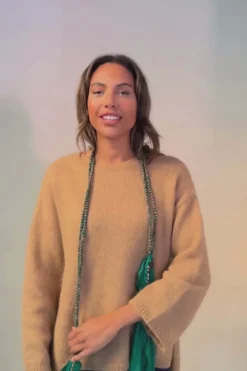 One Hundred Stars Indian Heritage Green Necklace Scarf| Necklaces