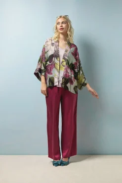 One Hundred Stars Kew Protea Duck Egg Kimono|Women Short Kimonos