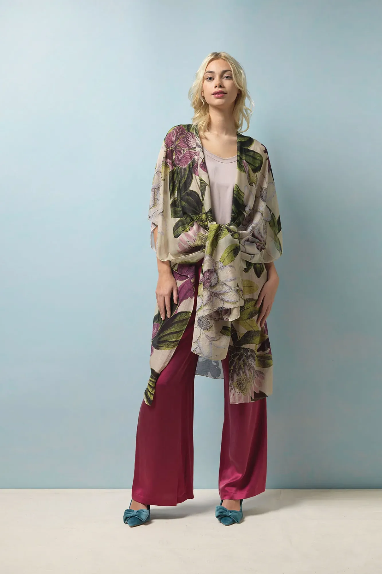 One Hundred Stars Kew Protea Stone Throwover|Women Throwovers