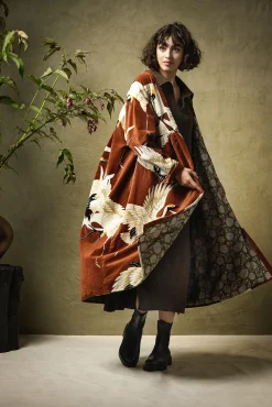 One Hundred Stars Stork Cigar Velvet Duster Coat|Women Velvet Coats